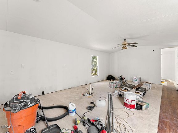 4th image of 2122 W 29th St