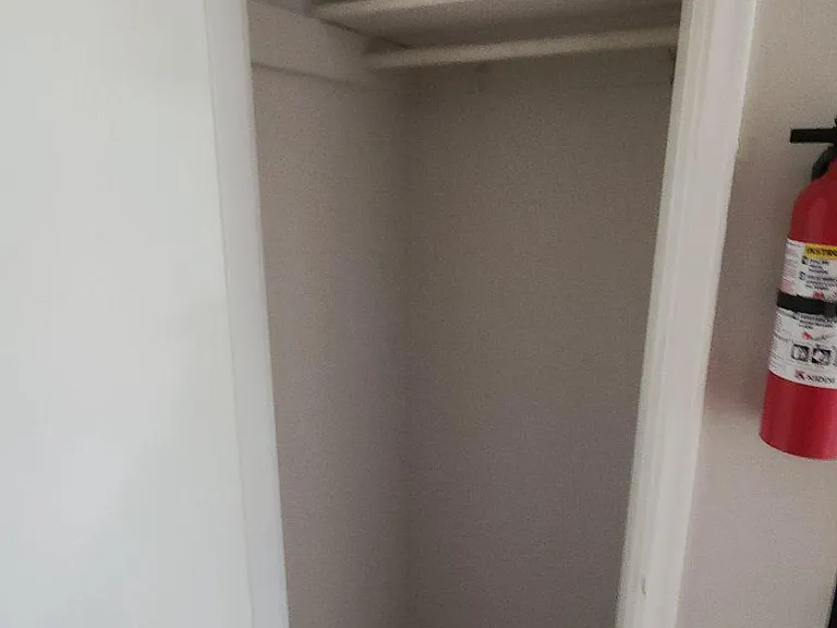 920 Madison St NW #301 — Photo 8