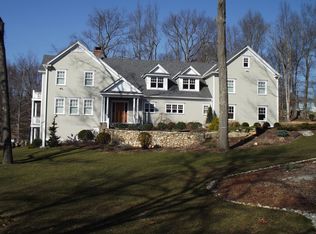 25 Comstock Ct, Ridgefield, CT 06877