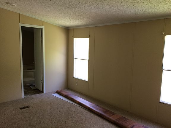 5th image of 237 Oakleigh Dr
