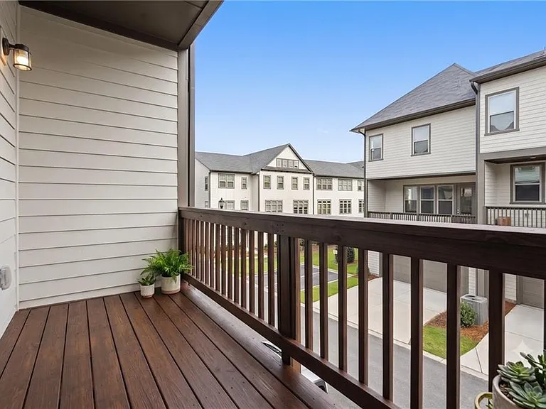 2438A Figaro Dr — Photo 26