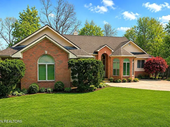 209 Amohi Way, Loudon, TN 37774