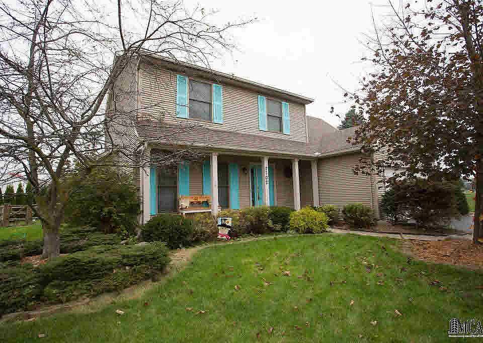 1st image of 2702 Chapel Creek Dr