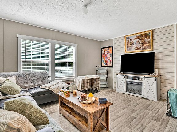 2nd image of 1363 Gander Ln