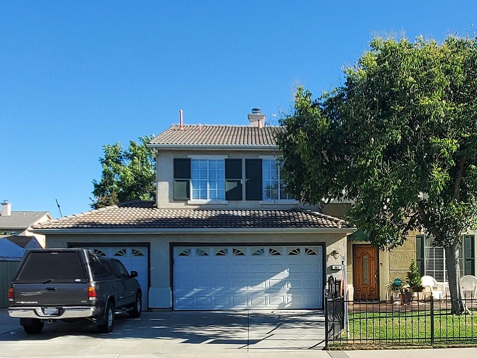 1st image of 967 W Windsor Dr