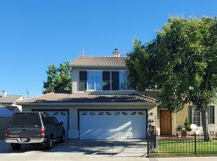 967 W Windsor Dr, Hanford, CA 93230