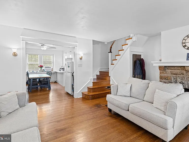 7437 Germantown Ave — Photo 2