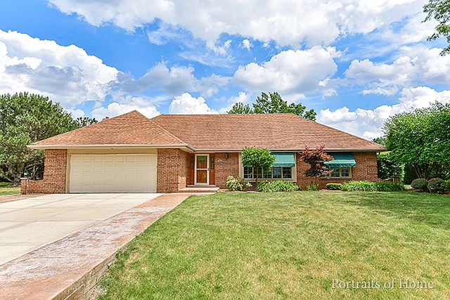 1st image of 16055 S Oak Valley Trl
