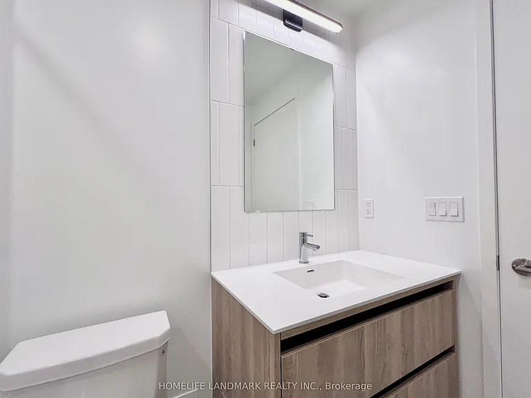 8 Beverley Glen Blvd #605 — Photo 17