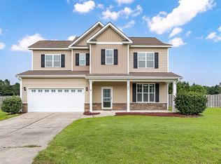 203 Mango Pl S, Hubert, NC 28539