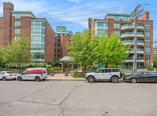 550 Cambridge St S #507, Ottawa, ON K1S 5N3