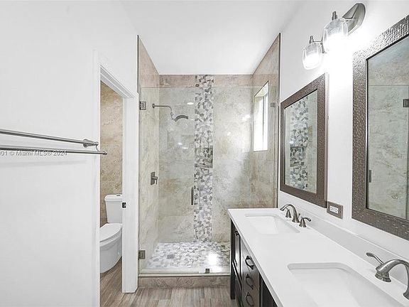 5th image of 1058 Golden Cane Dr