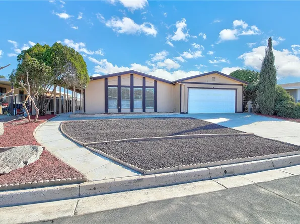 371 Coral Hills Rd, Perris, CA 92570