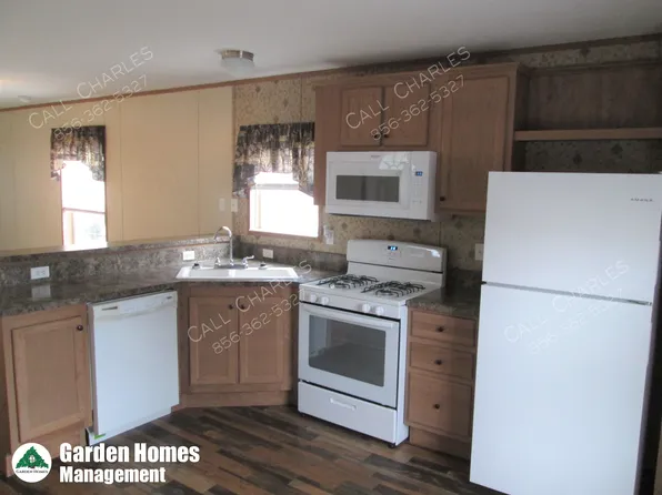 576 W Forest Grove Rd, Vineland, NJ