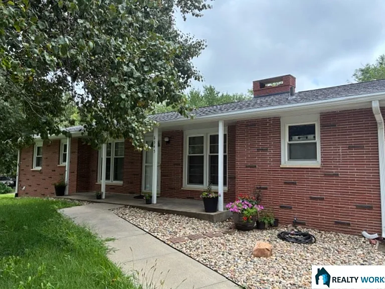 6345 Huntington Ave — Photo 1