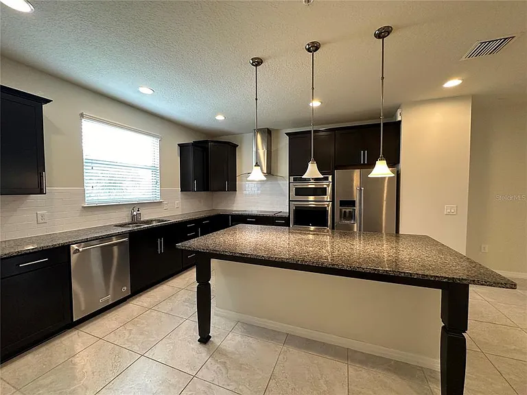 527 Piazza Point — Photo 5