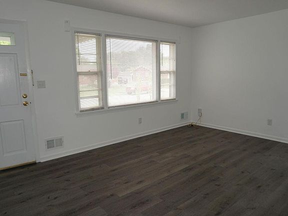 3rd image of 8702 Hagner Dr