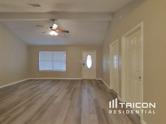 4th image of 16179 Summer Breeze Ct