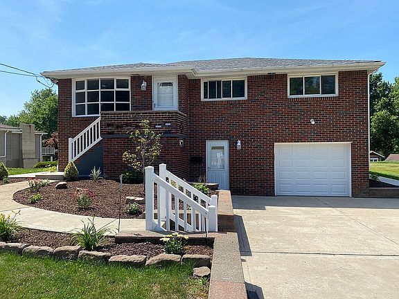 2nd image of 13323 Saint Clair Dr