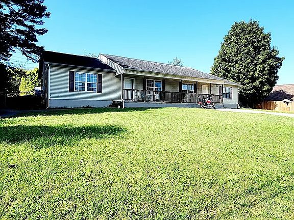 4th image of 7135 Hurst Ln #185