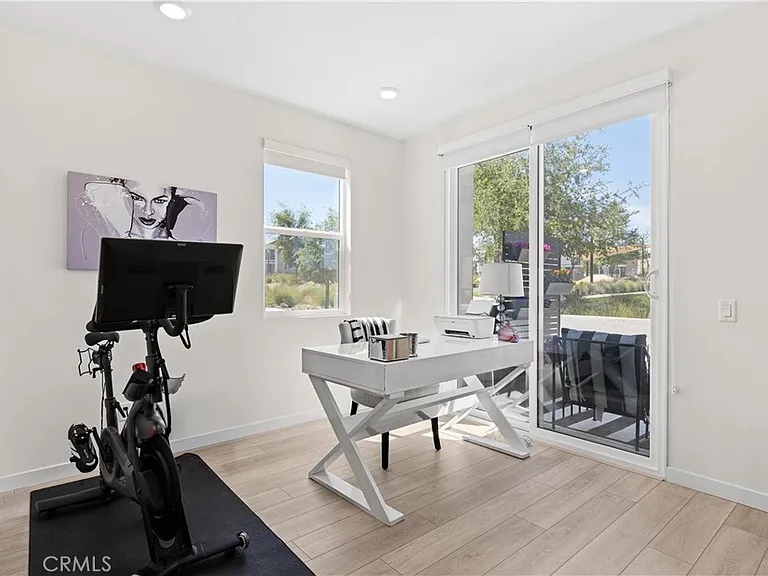 27553 Sanctuary Ct — Photo 18