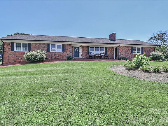 4th image of 116 Deer Trail Rd