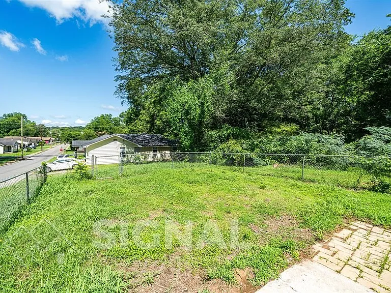 300 Norwood Ave — Photo 19