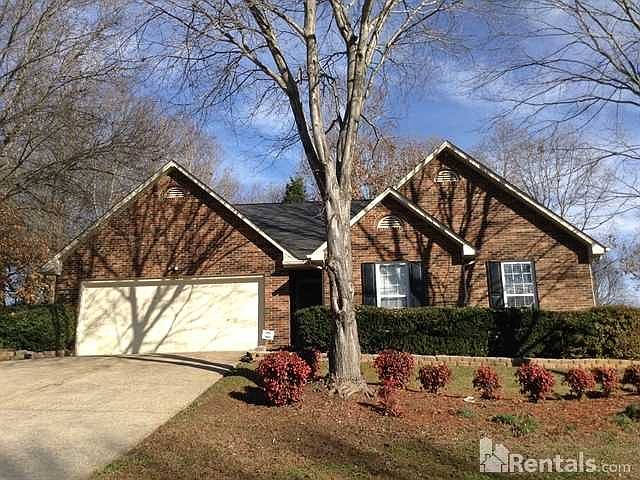 1st image of 109 Heath Ln
