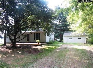 5548 Streeter Rd, Mantua, OH 44255