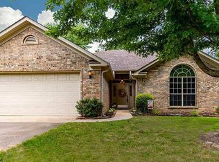 1830 Chicot Dr, Conway, AR 72034