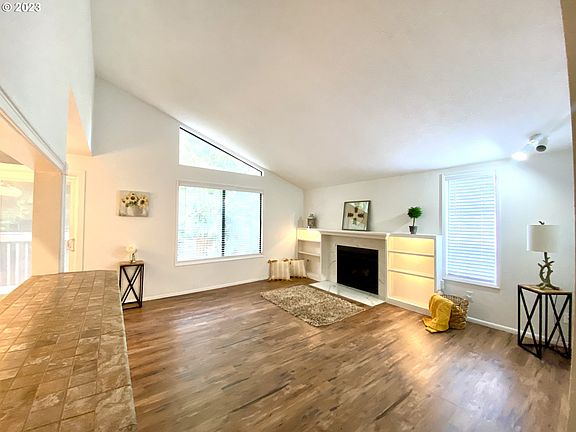 4th image of 7302 NE 16th Ave APT 3