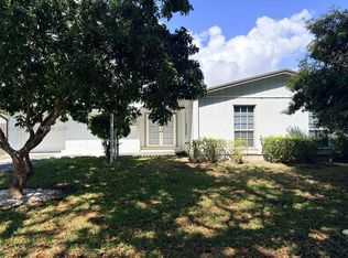 9825 SW 196th St, Cutler Bay, FL 33157