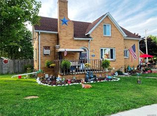 62 Suffield Ave, Depew, NY 14043