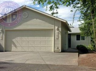 11379 SW Capitol Hwy, Portland, OR 97219