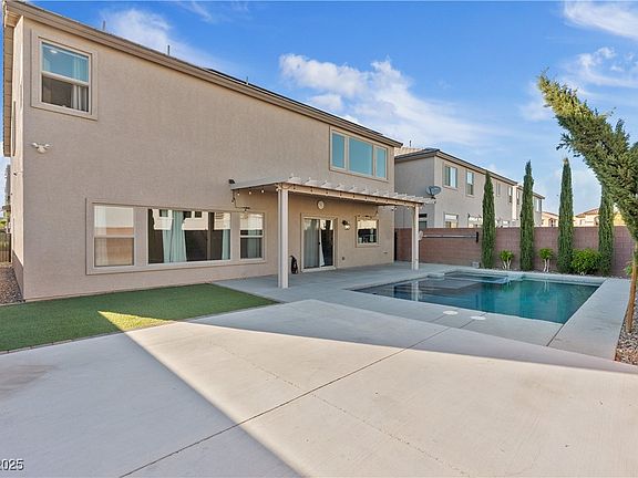 3rd image of 8624 Calla Lily Ct