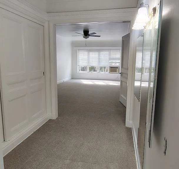 10974 Strathmore Dr — Photo 14