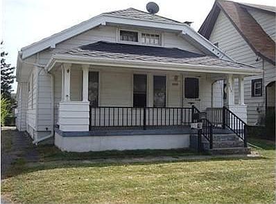 2nd image of 3020 Marimont Dr