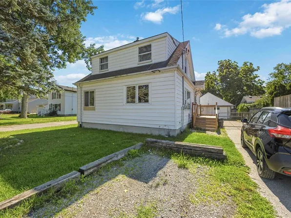2012 Wayne Ave, Sarnia, ON N7T 7Y7