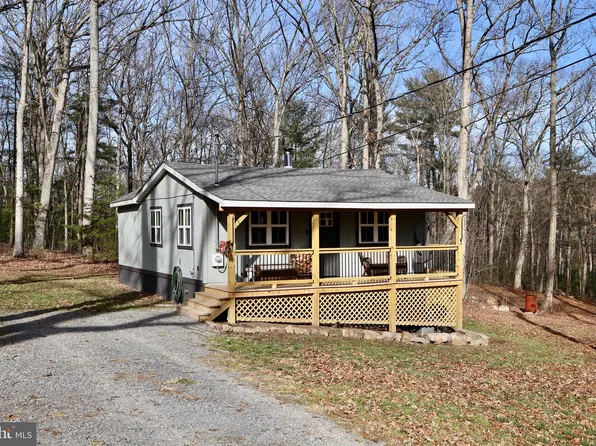 478 Pony Express Ln, Augusta, WV 26704