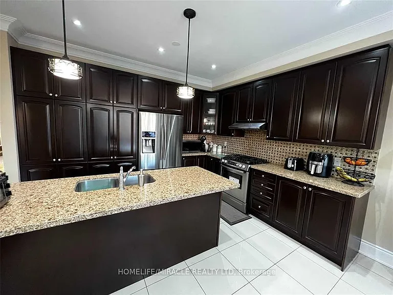 17 Gosling St — Photo 5
