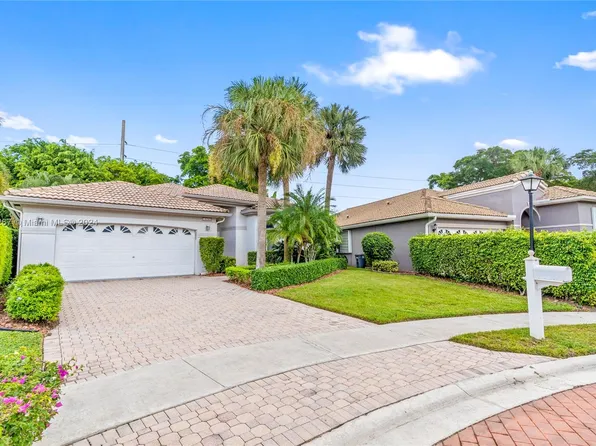 16686 Madrid Ct, Delray Beach, FL 33484