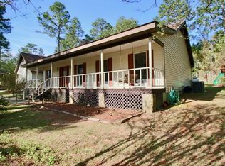 340 E Hedgelawn Way, Southern Pines, NC 28387