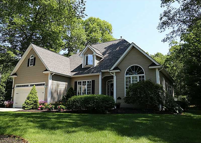 1st image of 126 Olde Mill Ln
