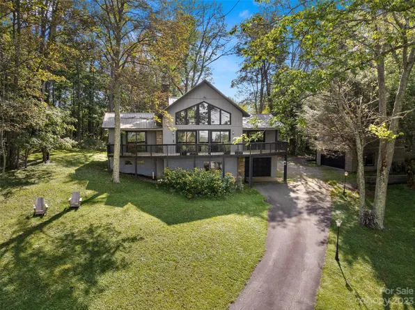 2338 El Miner Dr, Mars Hill, NC 28754