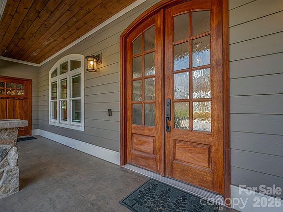 5th image of 439 Monarch Rd
