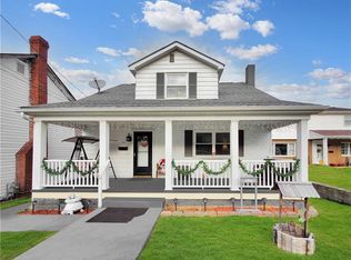 11 2nd Ave, Dunbar, PA 15431