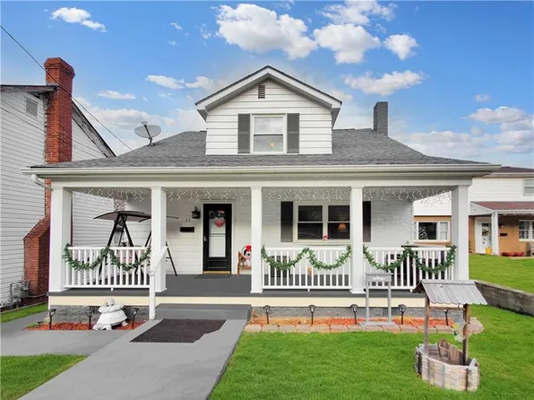 11 2nd Ave, Dunbar, PA 15431