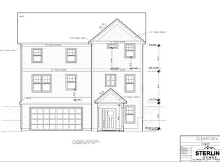 35 Horseshoe Cir, Milton, VT 05468