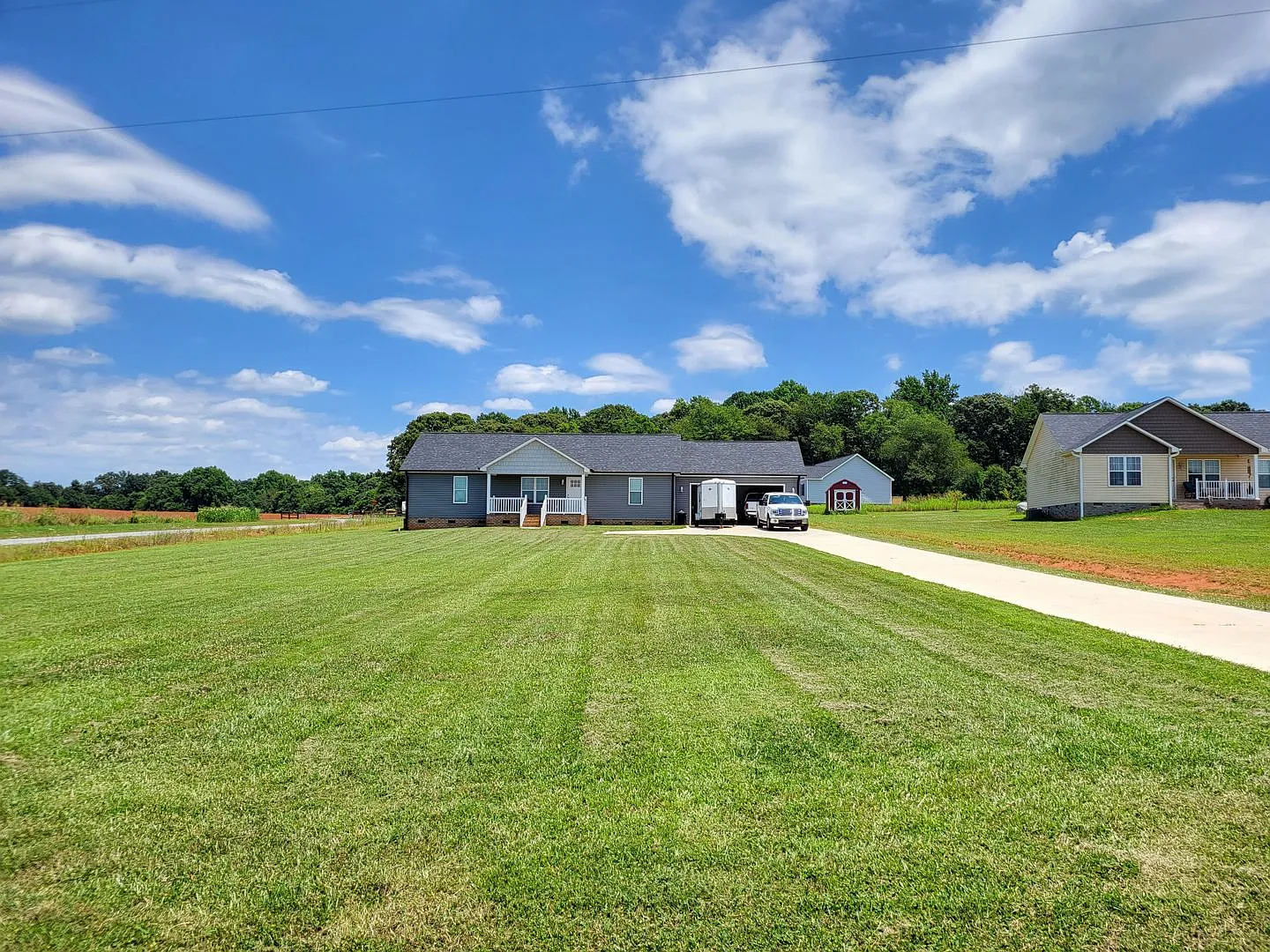 3 bedroom home in Lincolnton — Photo 2
