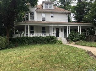 101 Bayview Ave, Port Washington, NY 11050